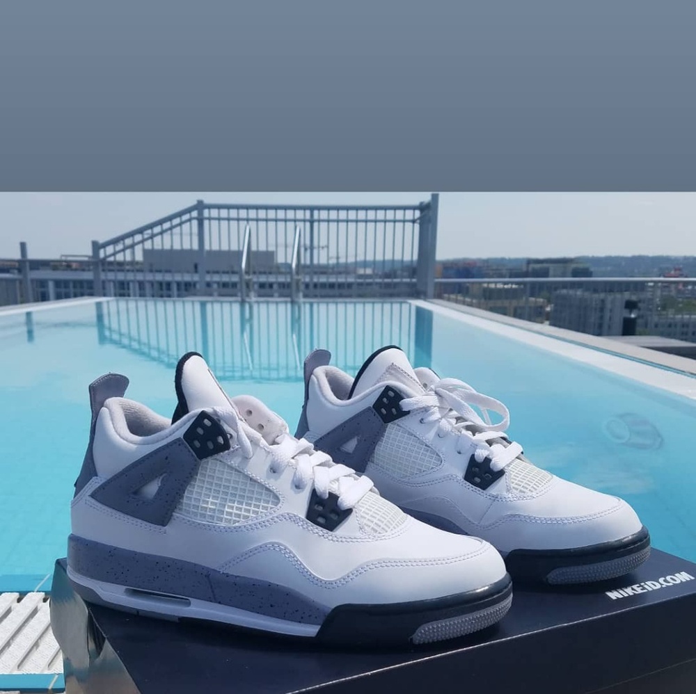 Jordans 2 pair
